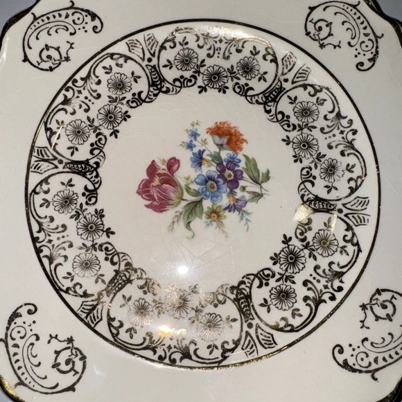 Harker Pottery Co Square Floral Design Dessert Plates Set Of 6 22KT Gold Trim - Picture 2 of 7